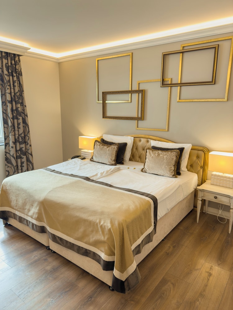Superior, King Bed