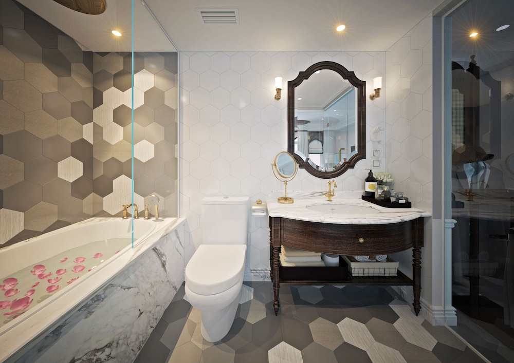 HANOI GRACEFUL HOTEL 48/50