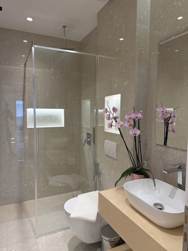 Relax Apartments Saranda 42/44
