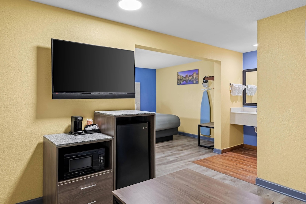 Quality Inn & Suites East Point - Atlanta Area 29/43