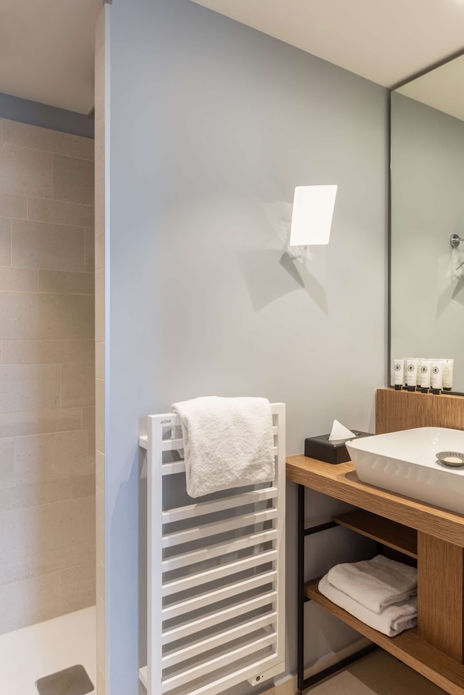Golden Tulip Saint Malo 34/74