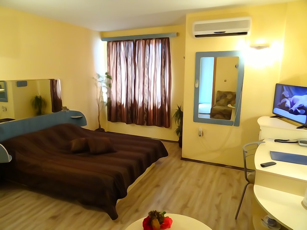 Hotel Color Varna Center 7/54