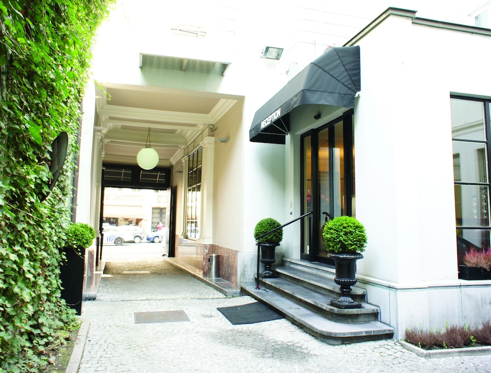 Hotel La Legende 1/25
