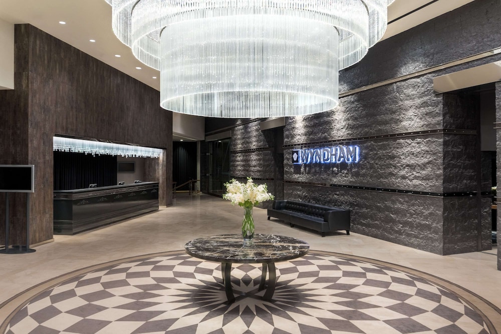 Wyndham Ankara 6/75