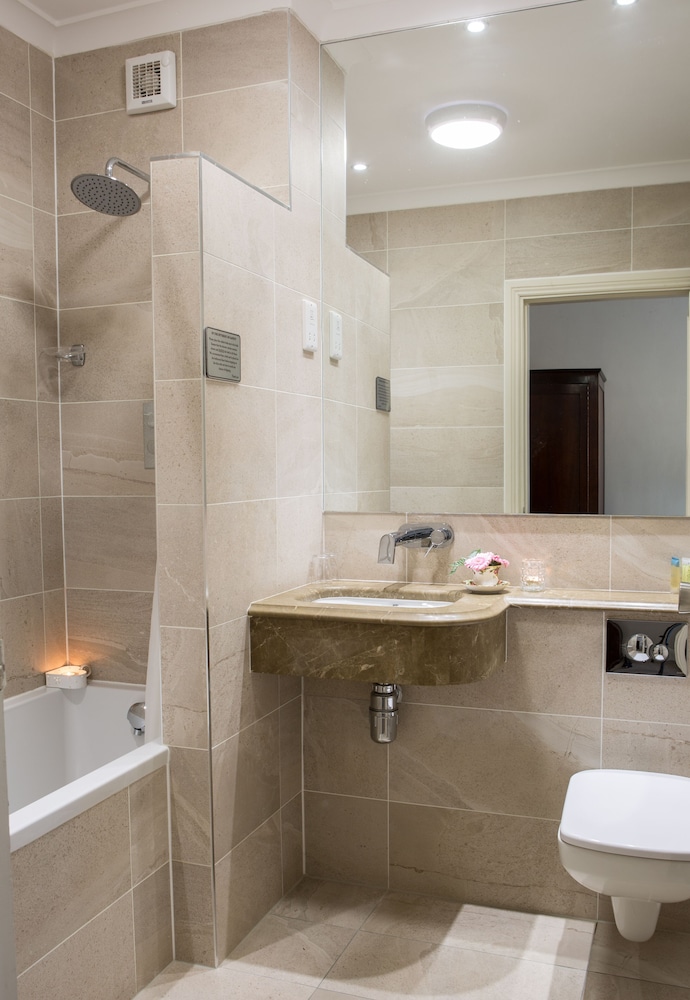 Whitford House Hotel 50/53