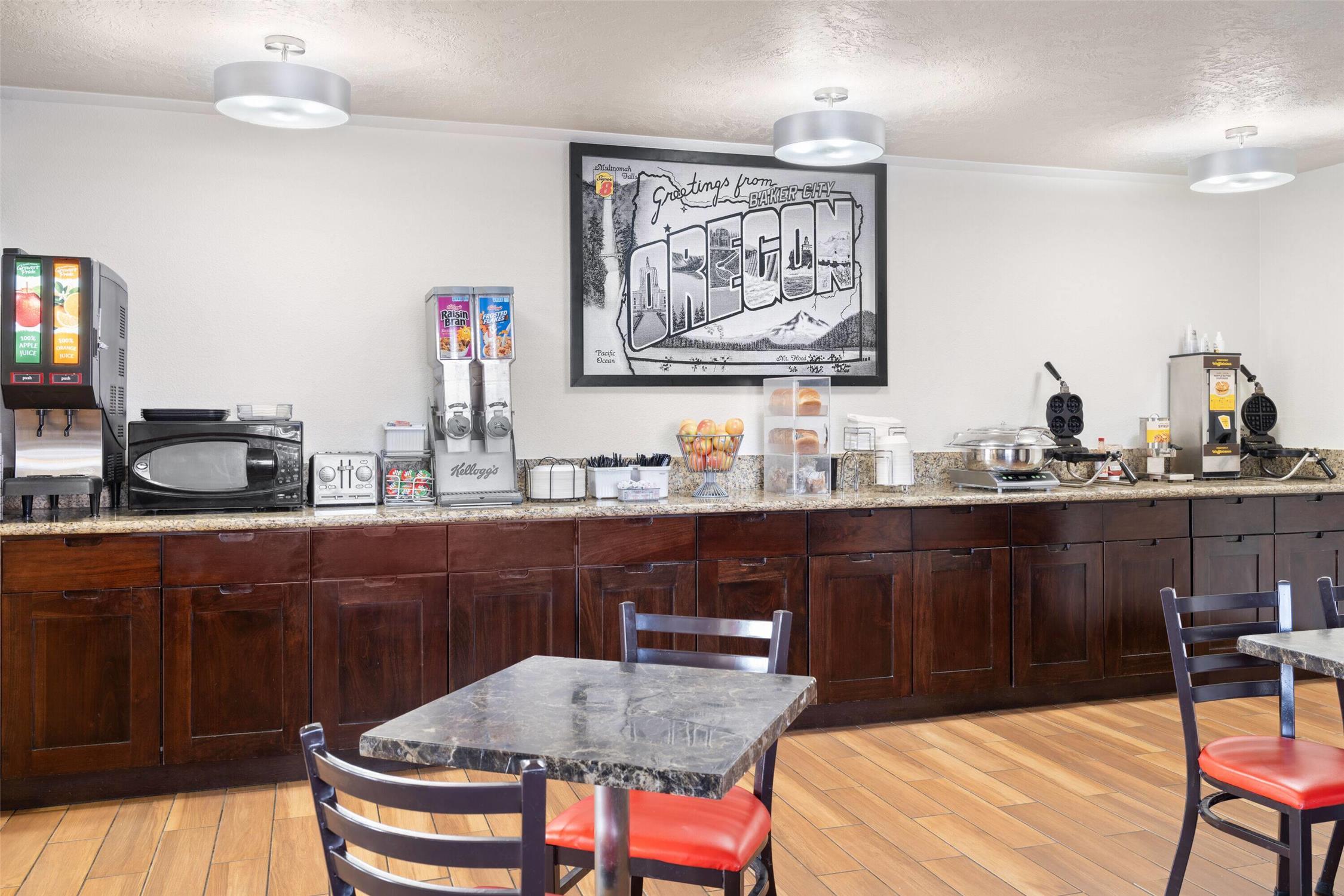 Super 8 By Wyndham Baker City 31/38