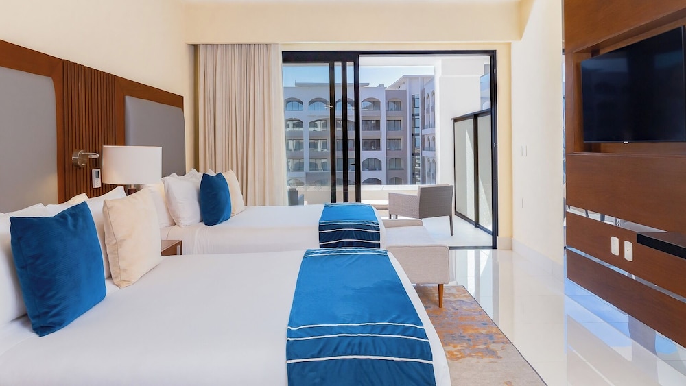 Villa Del Arco Beach Resort And Spa 30/78