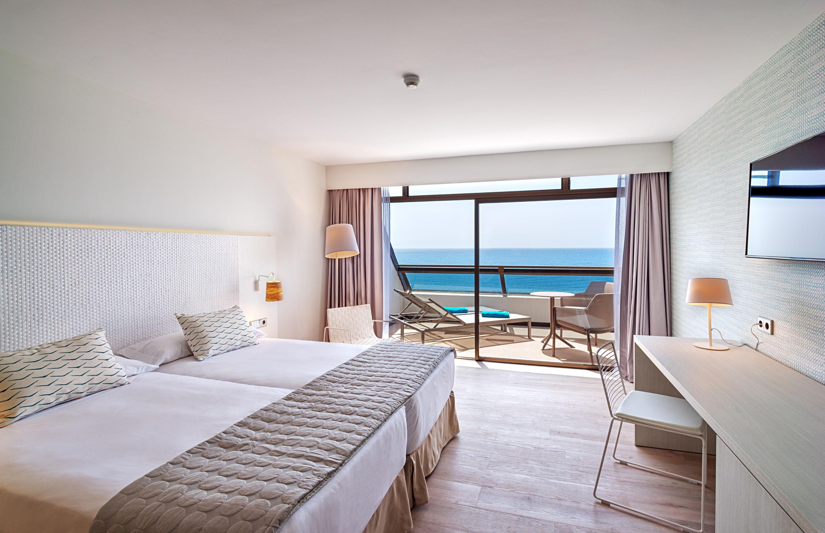 Superior, Sea View, Balcony or Terrace, High Floor