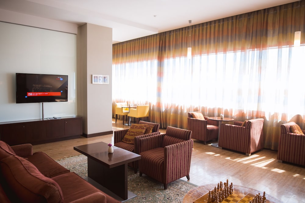Renaissance Atyrau Hotel 34/54