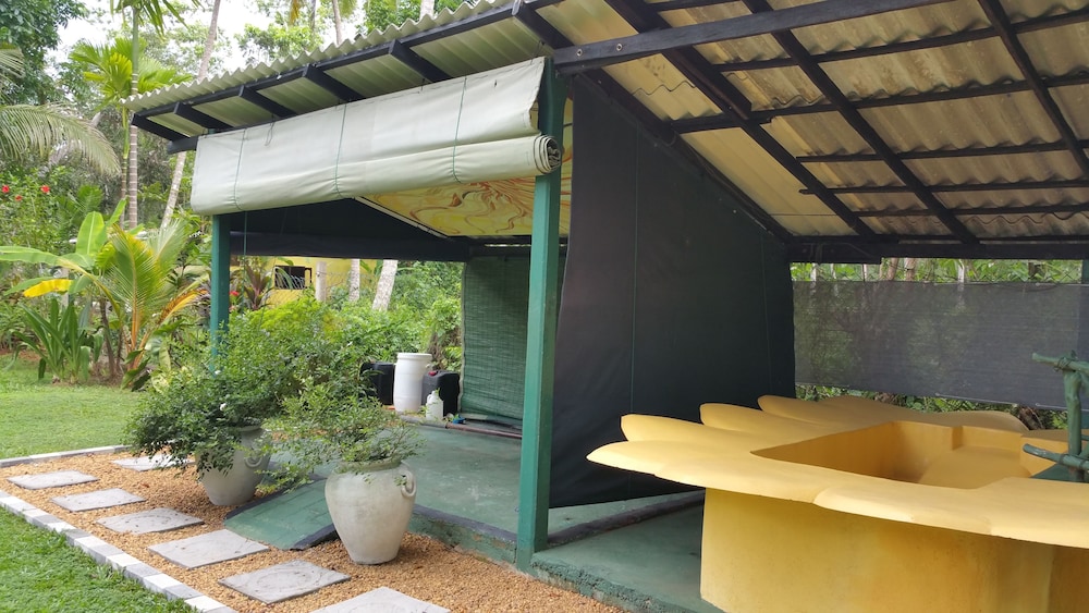 Traum Villa Bentota 12/50