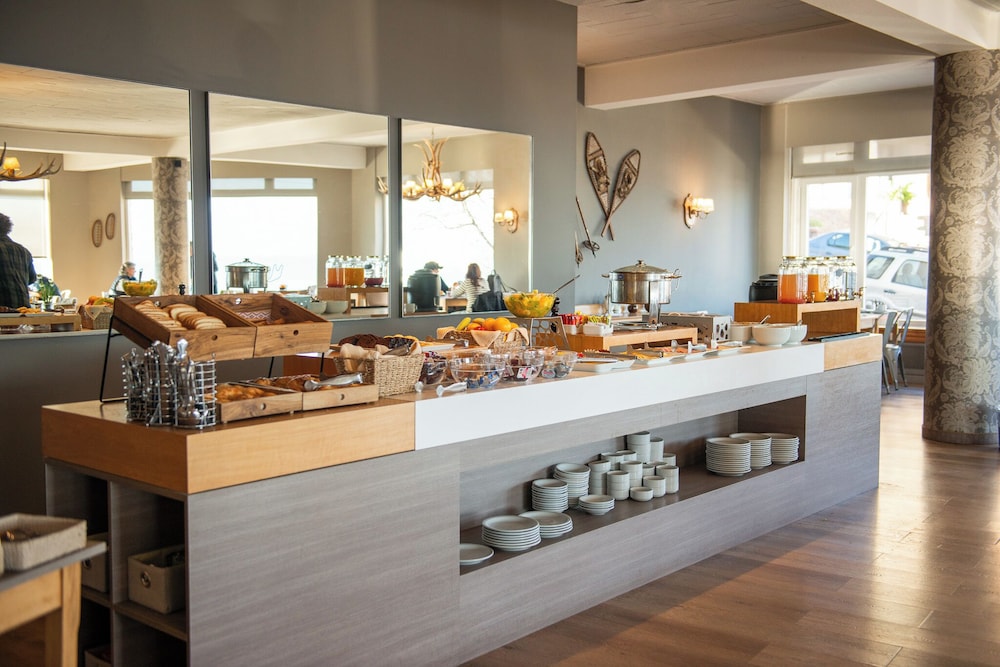 Tres Reyes Hotel 37/50
