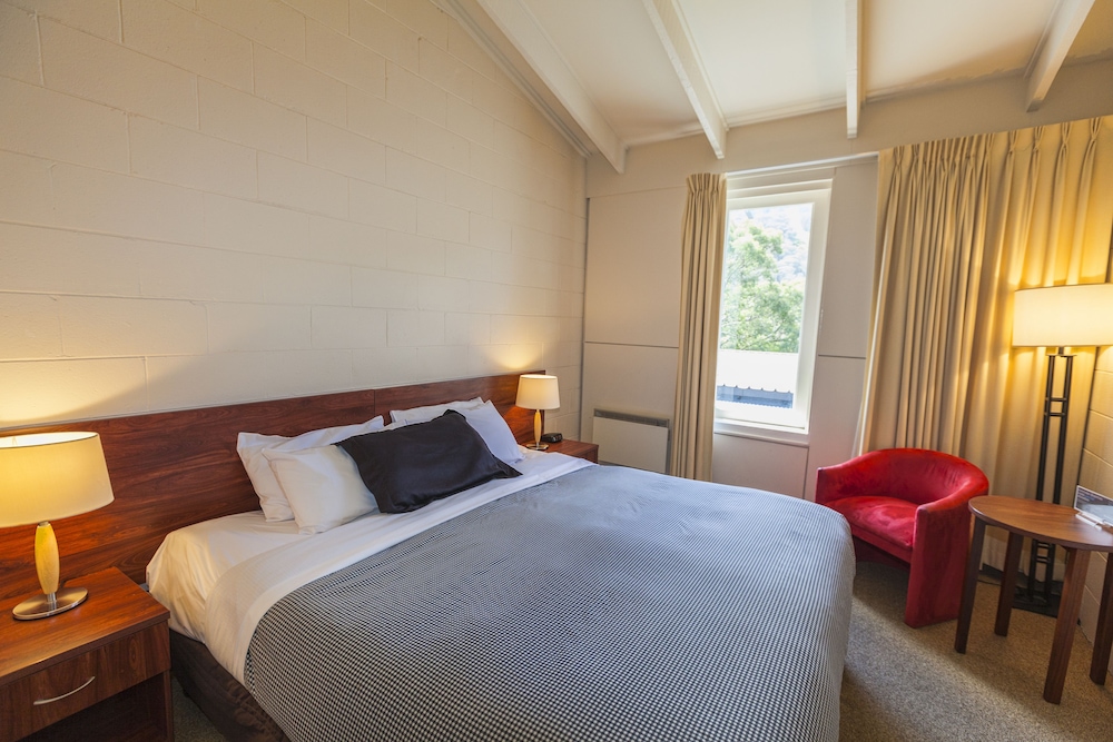 The Denman Hotel 13/48
