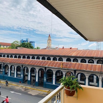 Acosta Hotel 3/55
