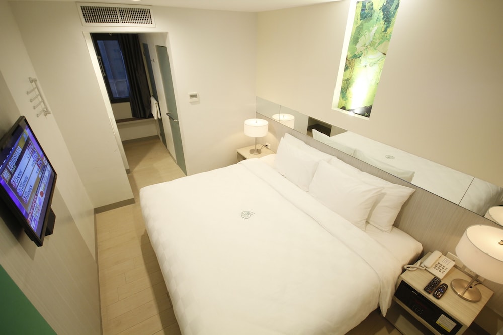 Go Hotels Ortigas Center 25/68