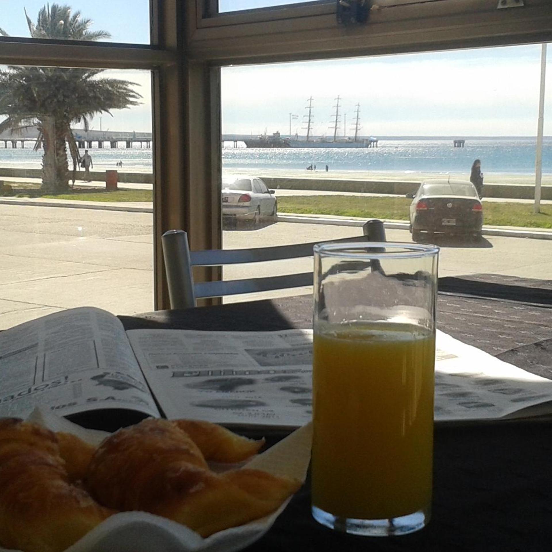 Costanera Hotel 39/52