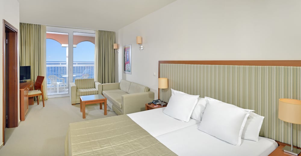 Sol Luna Bay Resort 14/50