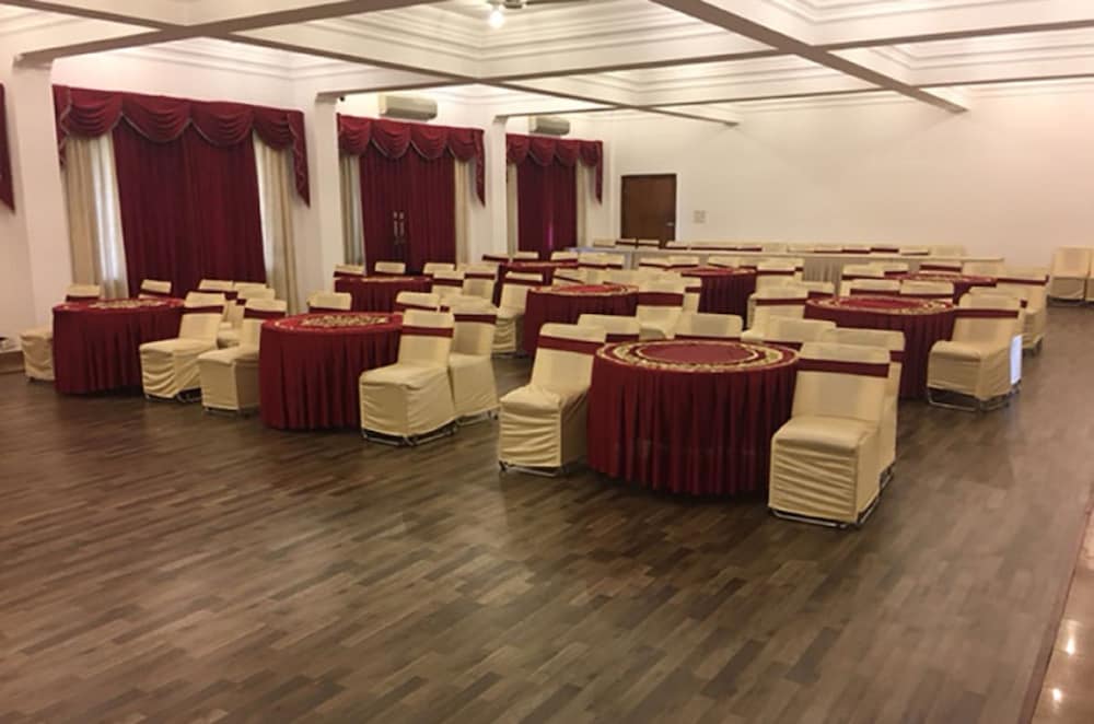 SHIVA OASIS RESORT 19/32