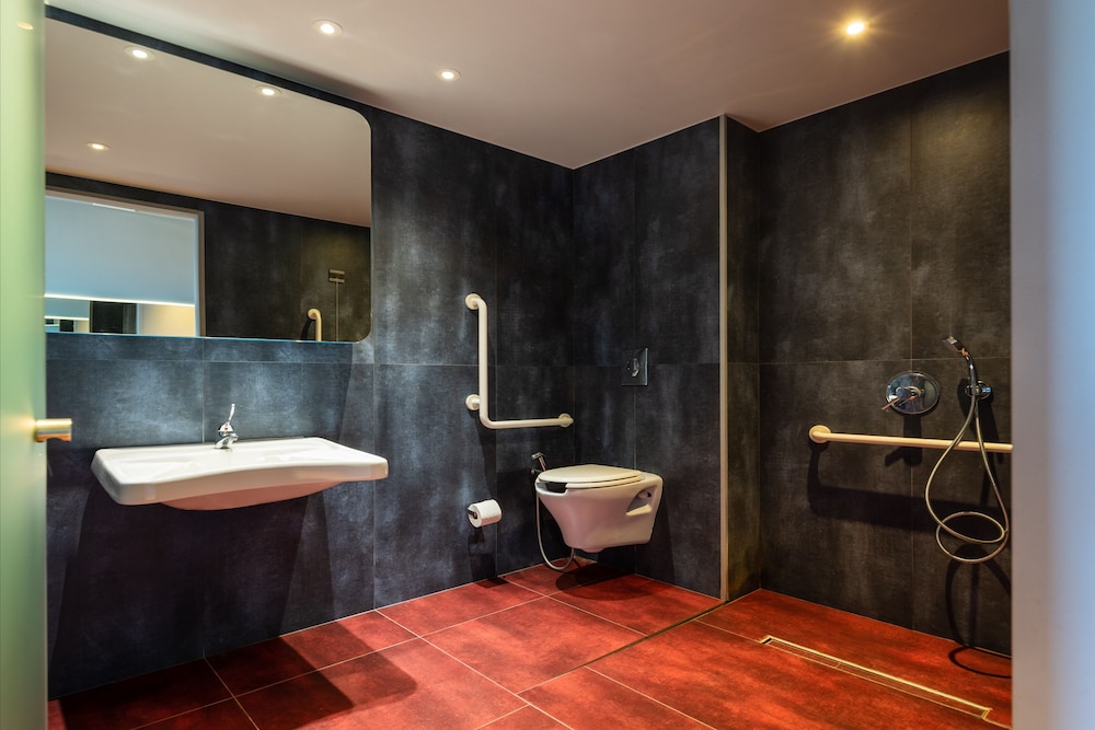 Essence Contemporary Living Hotel 28/50