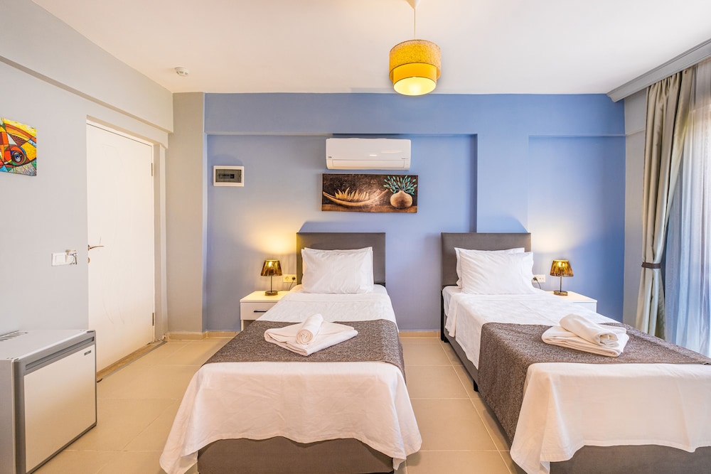 Himm Hotel 25/68