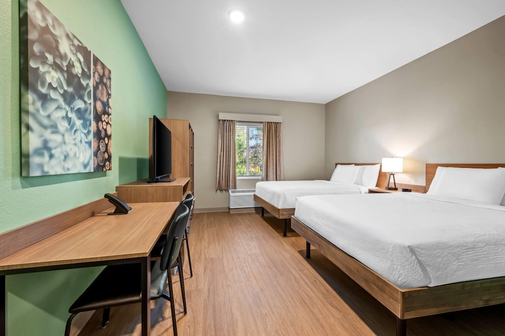 ECHO Suites Extended Stay By Wyndham Naples 35/86