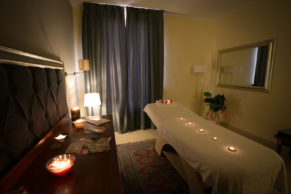 Hotel Parco Delle Fontane 30/71