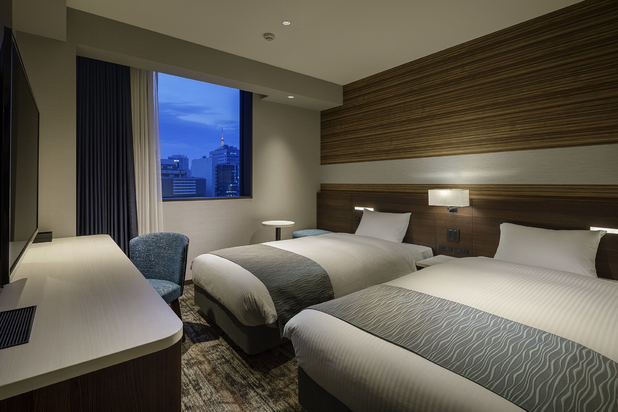 ROOM, TWIN BEDS