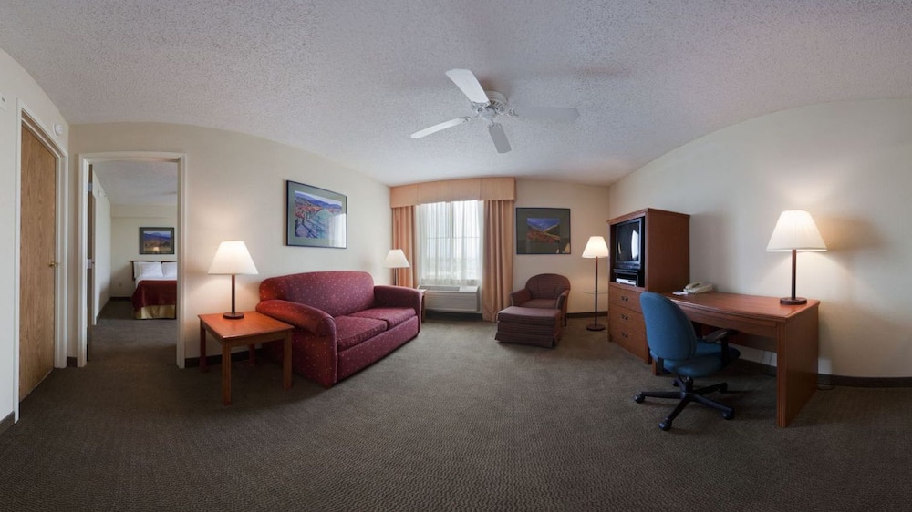 Holiday Inn Express Hotel Suites Peoria North Glendale 50/60