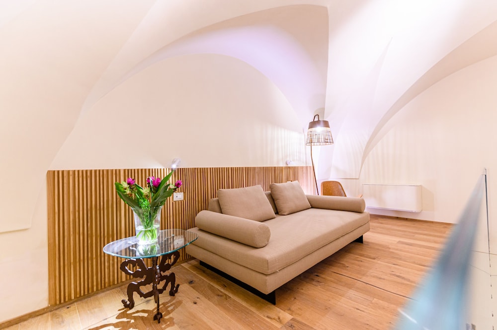 Pollicastro Boutique Hotel 47/69