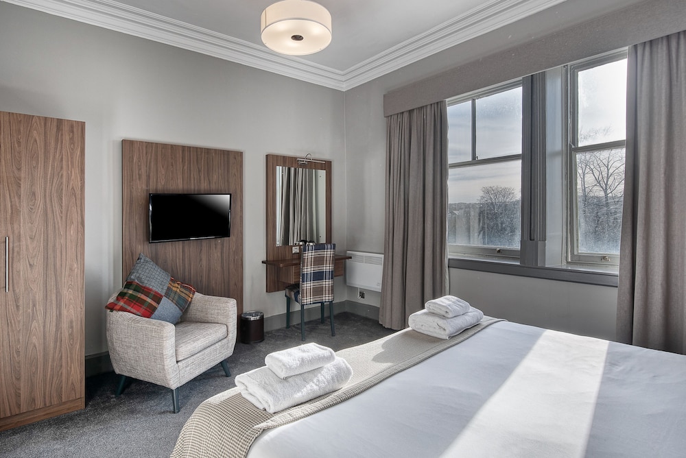 The Yorkshire Hotel 17/49