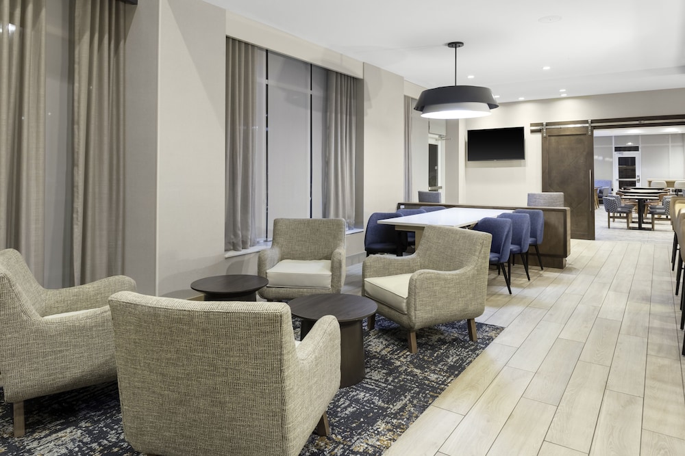 Hyatt Place Charlotte/University 13/24