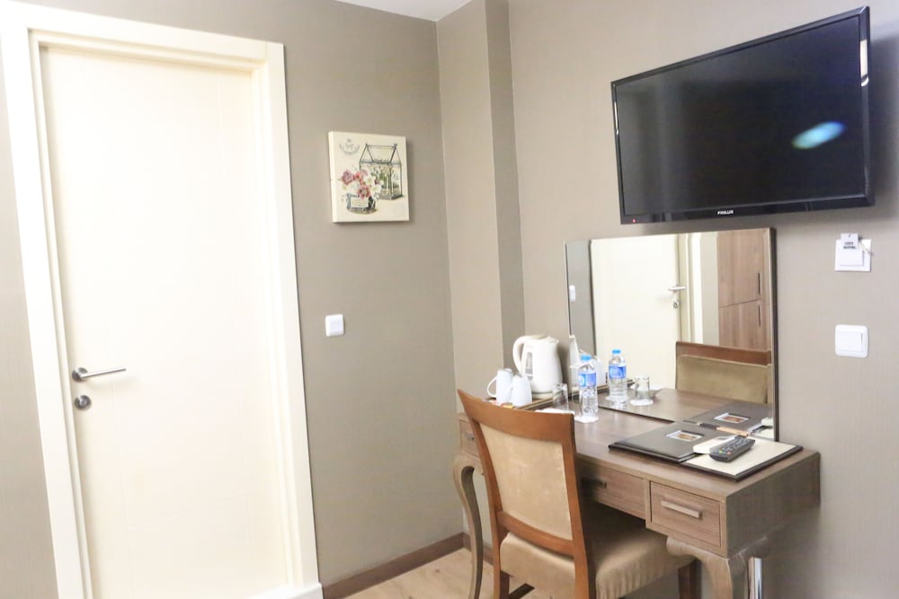 Adana City Hotel 53/59