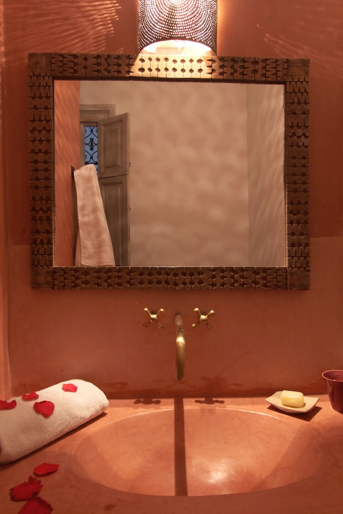 Riad O2 7/50