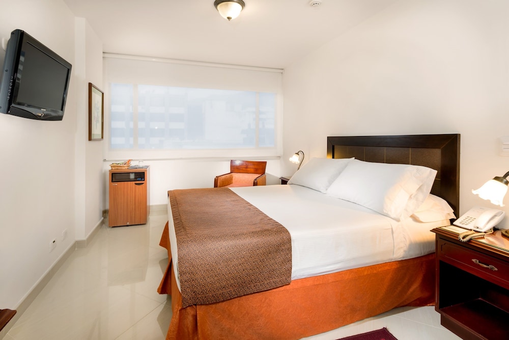 Hotel Dann Combeima 23/67