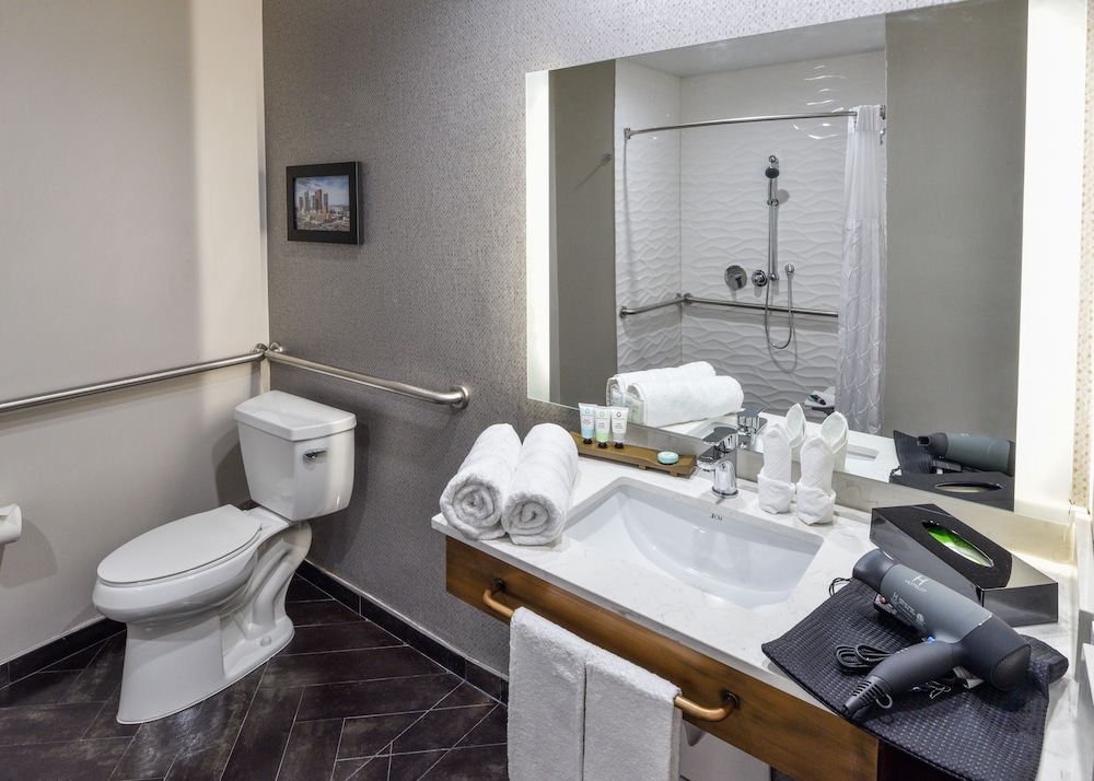 Hollywood Inn Suites Hotel 54/54