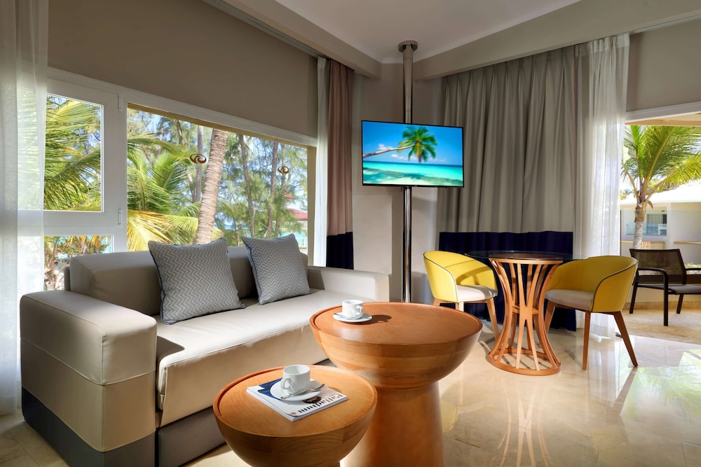 Grand Palladium Palace Resort Spa Casino All Inclusive 28/40