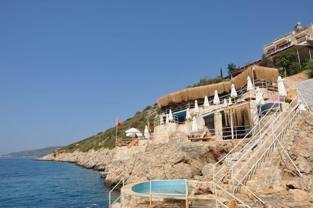 Caretta Hotel 26/36