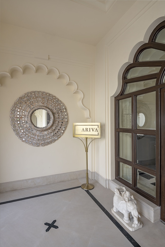 Aurika Udaipur - Luxury by Lemon Tree Hotels 9/50