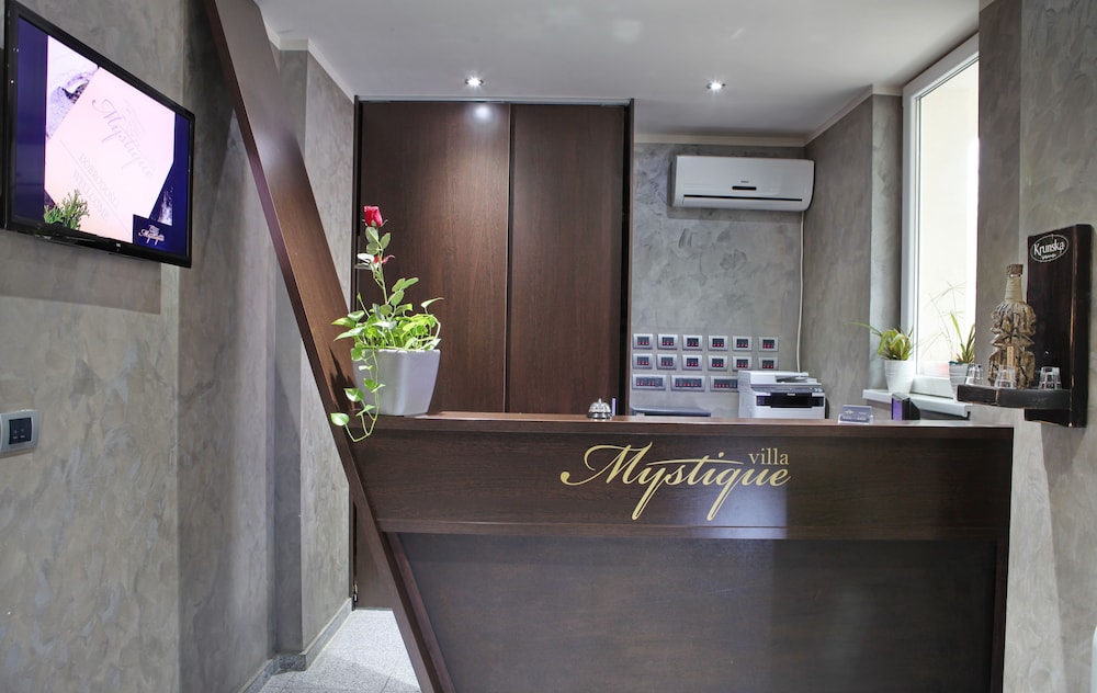 Villa Mystique Hotel 7/57