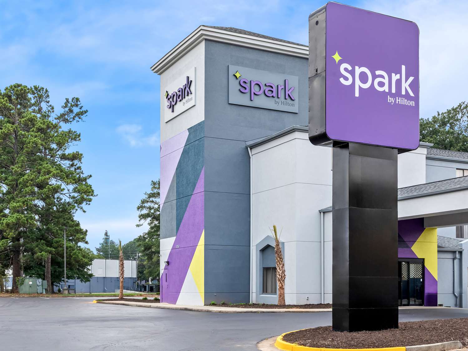 Spark by Hilton Augusta 17/18