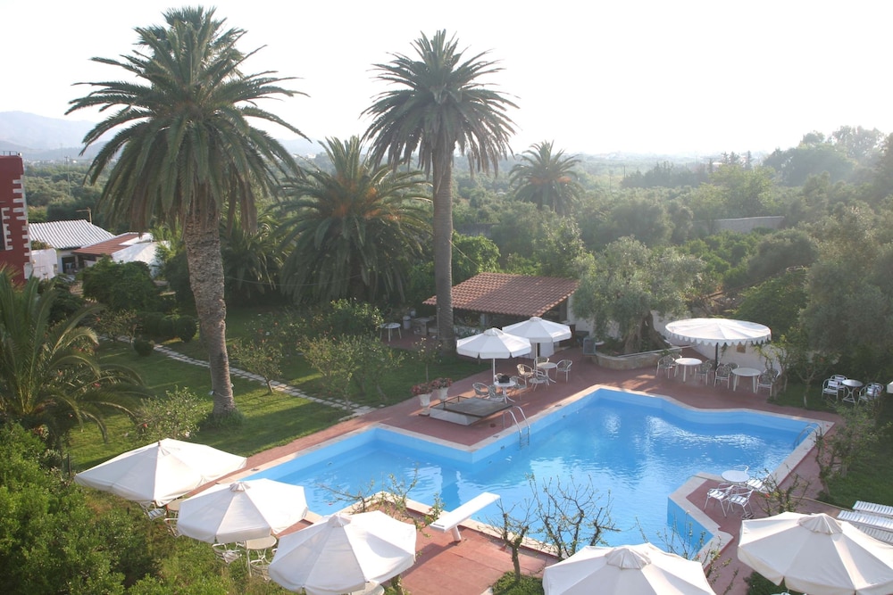 Oasis Guesthouse 29/35