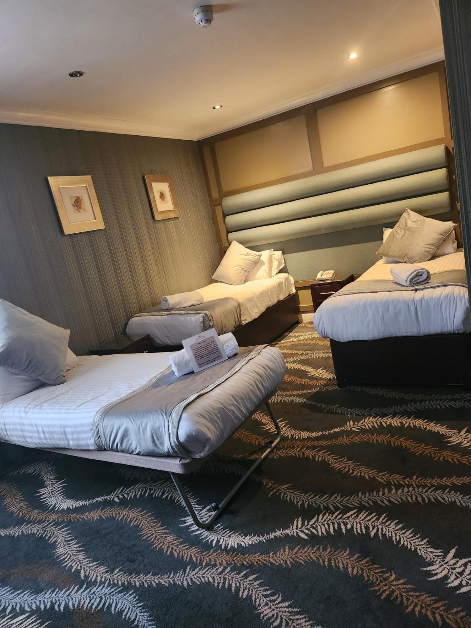 Executive, Triple, 3 Beds