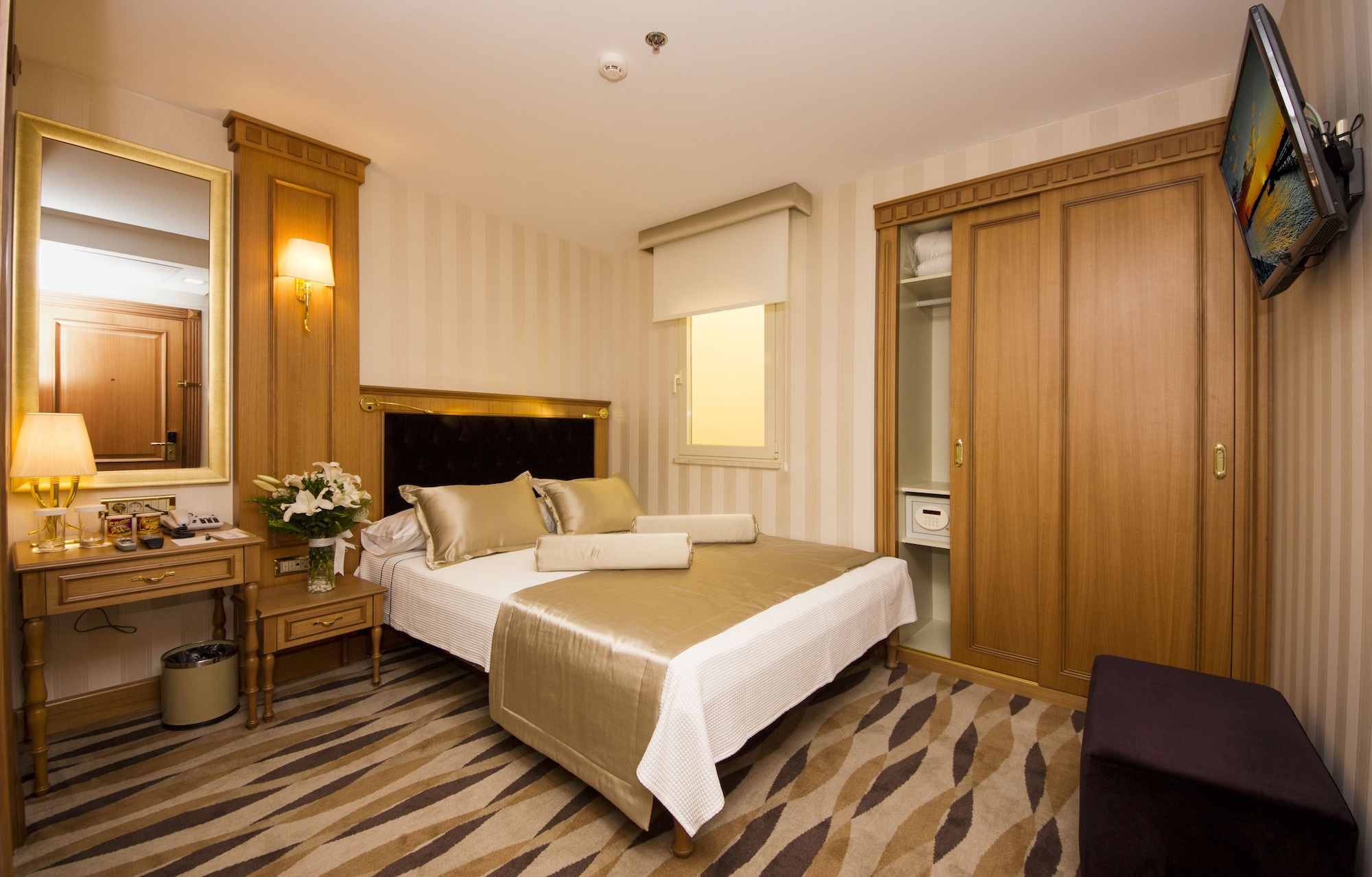 ECONOMY, DOUBLE BED