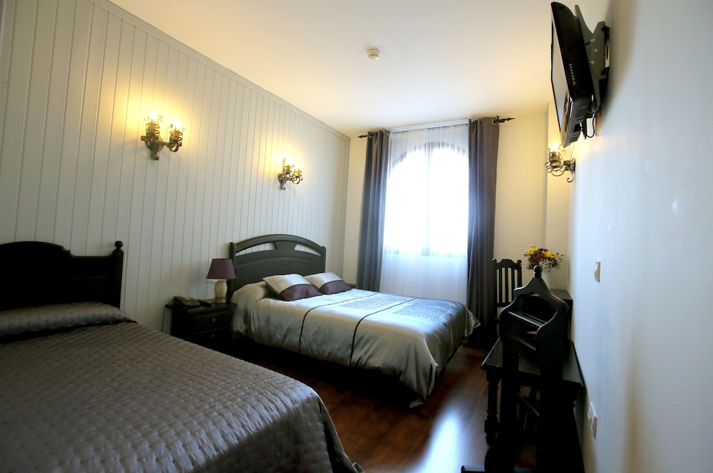 Hotel Castillo Bonavia 10/76