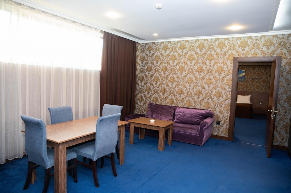 Innab Inn 38/53