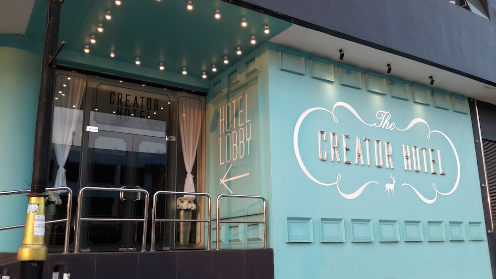 Creator Hotel 3/47