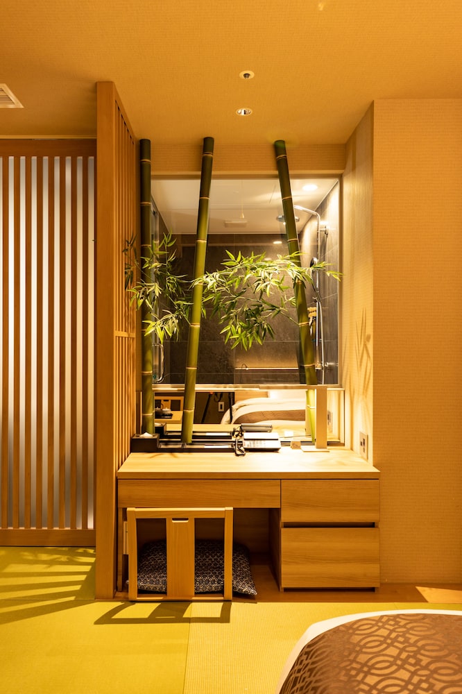 Piazza Hotel Nara 23/50