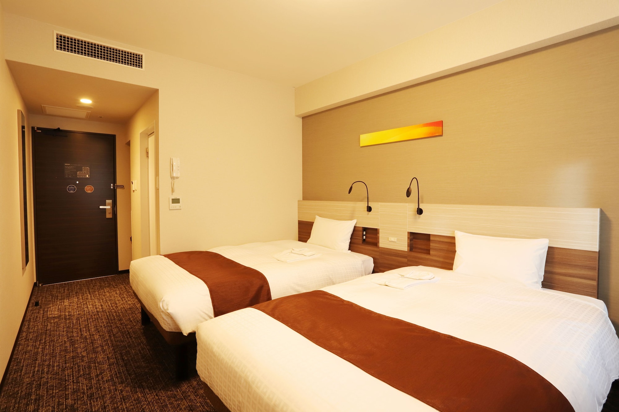 STANDARD, TWIN BEDS, SMOKING