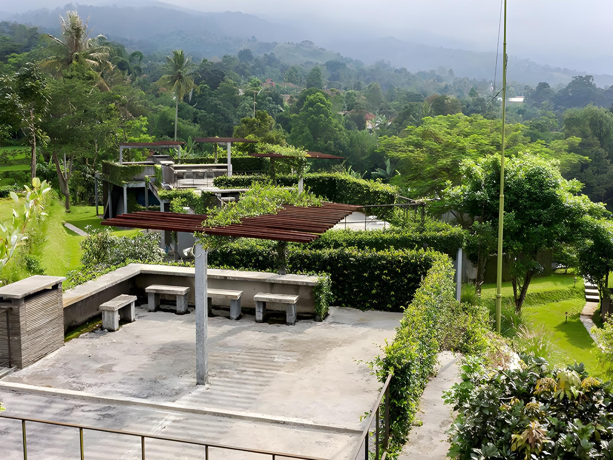 TEA GARDEN RESORT 39/46