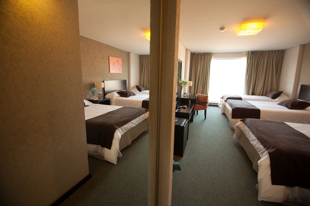 Epic Hotel San Luis 15/50