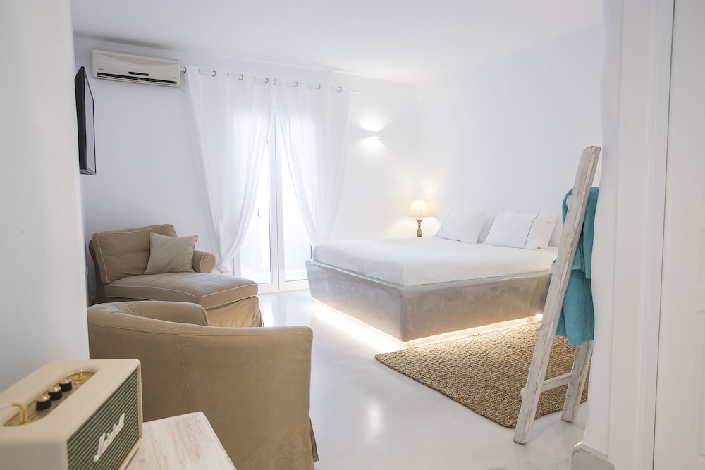 Paros Palace 58/76